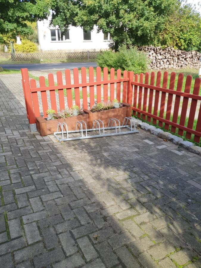Ferienwohnungen Ruegen-Glueck 洛米 外观 照片